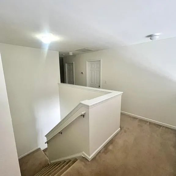425 Tiburon Dr — Photo 13