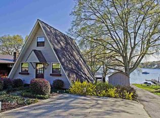 291 Coggins Shore Rd, Inman, SC 29349