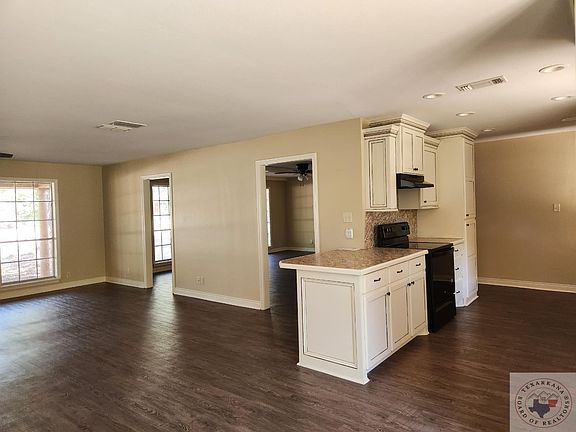 4th image of 3708 Holloway Dr