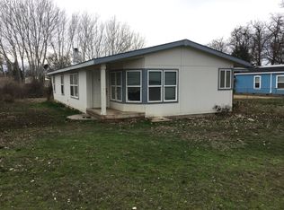 1231 E Gerone St, Echo, OR 97826