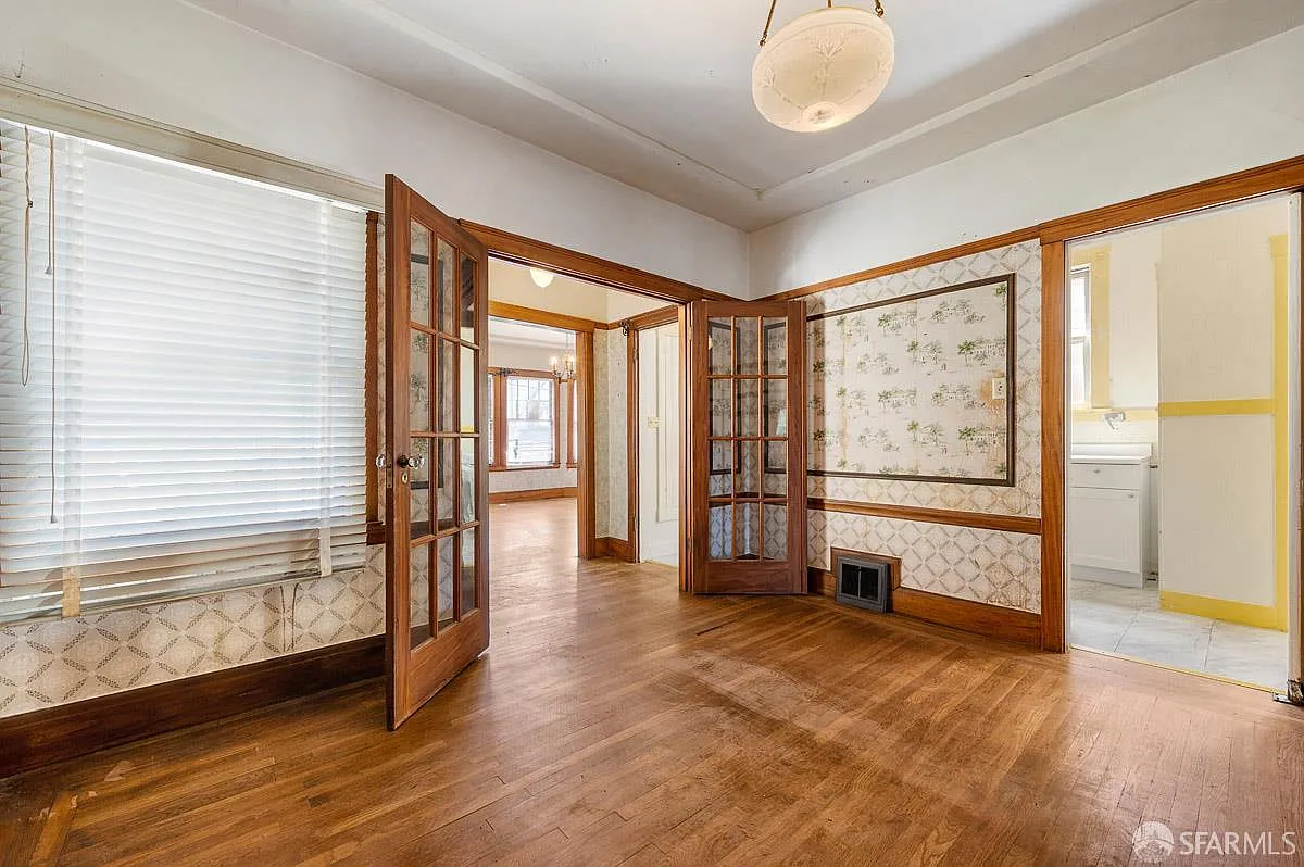 627 22nd Ave - Photo 8