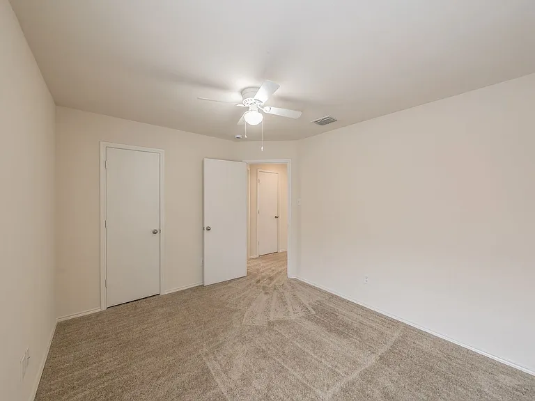 8864 Valley River Dr — Photo 14