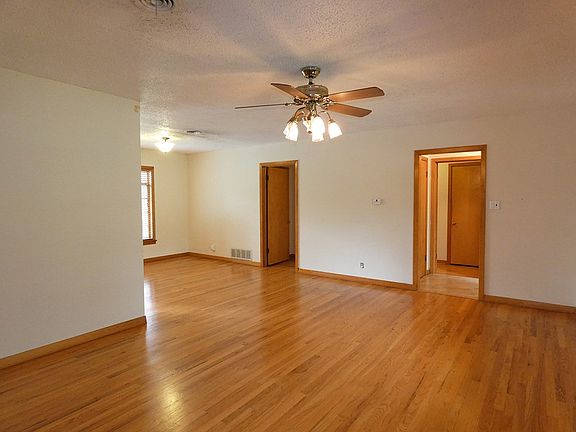 5th image of 6401 Nasco Dr