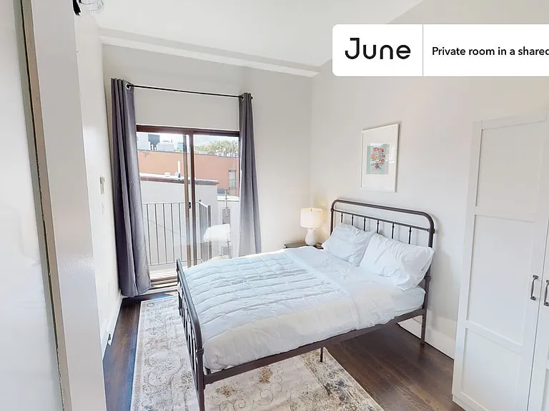 444 Franklin Ave #A — Photo 1