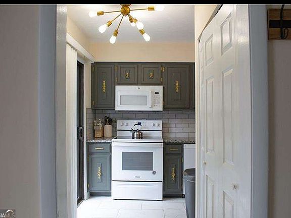 5th image of 2685 Meadowlawn Dr SE #2685