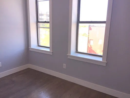 Rented by Lang Realty LLC | media 10