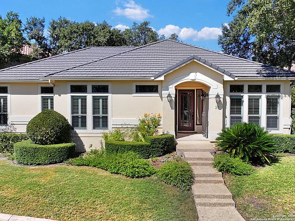 2nd image of 28 WORTHSHAM DR