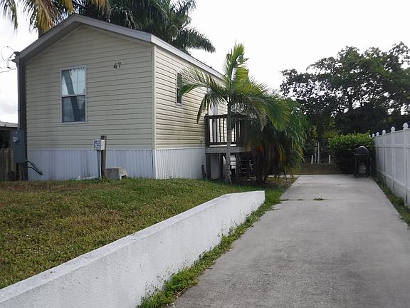 2nd image of 47 E Flamingo Dr