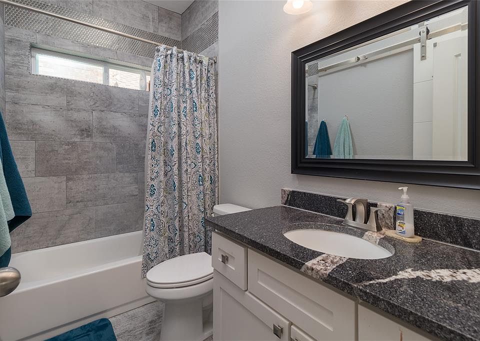 1st image of 2274 Deer Cove Trl