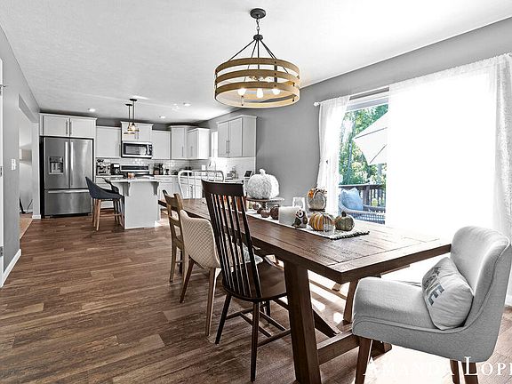 5th image of 10858 Carmen Oak Dr