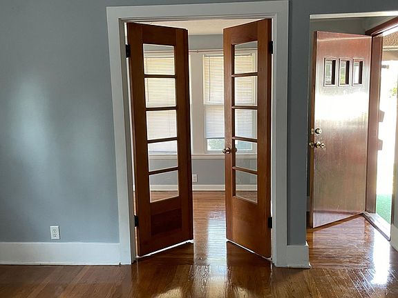 2nd image of 4919 California St APT 2