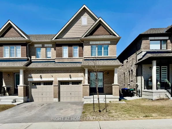 12 Daisy St, Springwater, ON L9X 2C5