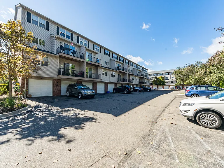 695 River Park Village Blvd — Photo 19