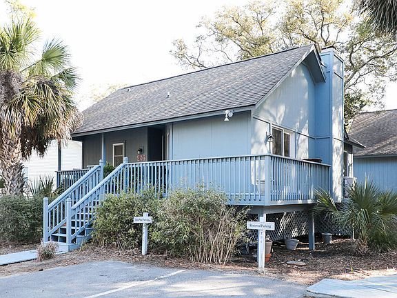 2nd image of 204 Sea Cloud Cir