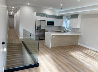 2632 W 21st St #3, Chicago, IL 60608