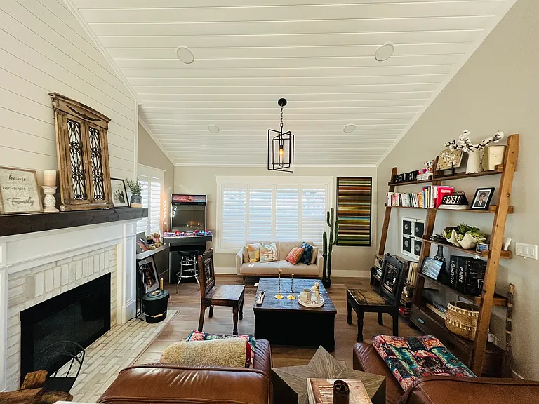8502 Sandy Hook Dr — Photo 11
