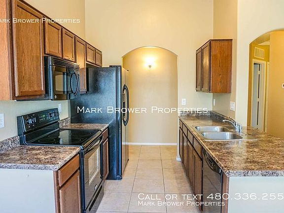5th image of 33288 N Sandstone Dr