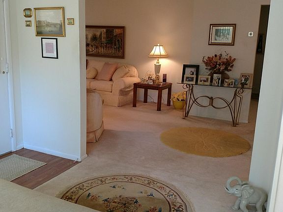 3rd image of 7 D Heron Street