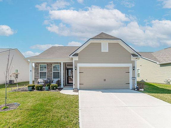 2nd image of 4854 Larkspur Dr