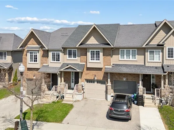 951 Zeller Cres, Kitchener, ON N2A 0C9