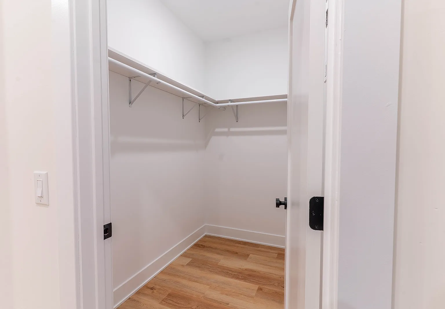 1 bed, $1,925 — Photo 4