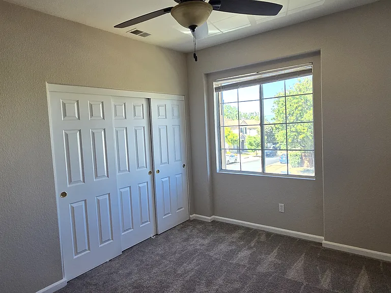 3292 Chateau Du Lac — Photo 24