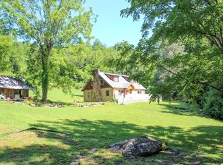 2338 Webb Creek Rd, Andrews, NC 28901