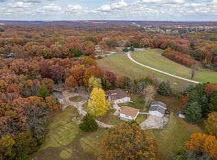 2330 Westwood Rd, Saint Clair, MO 63077