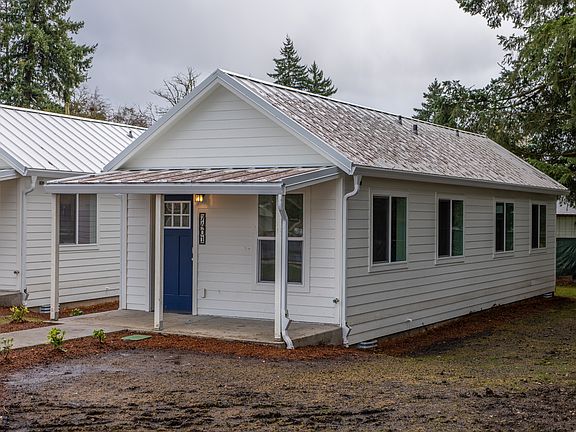 2nd image of 7401 NE 131st Ave