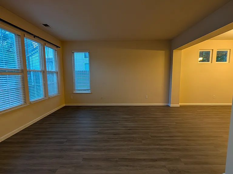 2009 Foothill Vista Dr — Photo 11