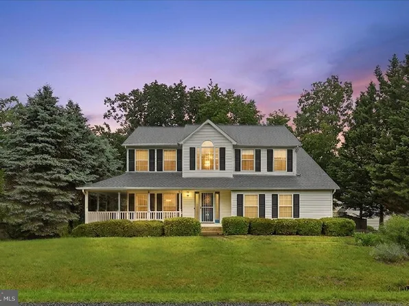 237 Asbury Rd, Winchester, VA 22602