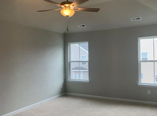 1017 Luxor Ave, Chesapeake, VA 23325