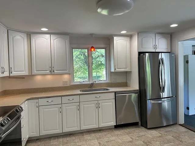 6 Conestoga Rd — Photo 3
