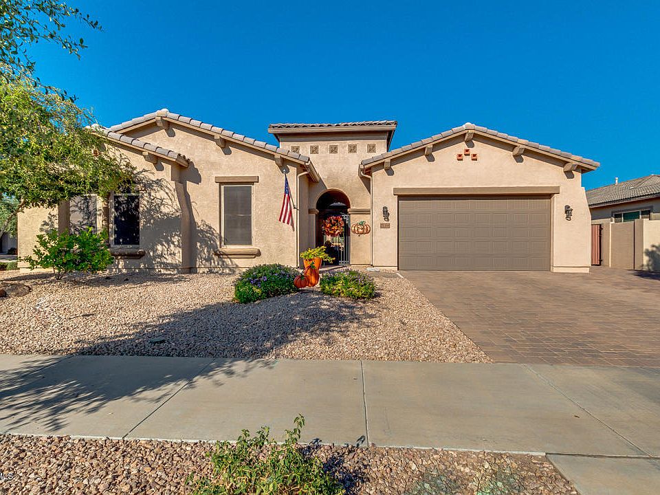 1st image of 21364 E Pecan Ln