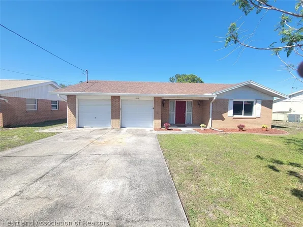 415 E Elm St, Avon Park, FL 33825