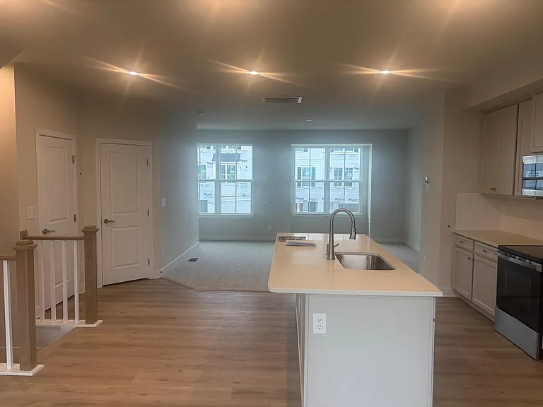 Kitchen & Living room
