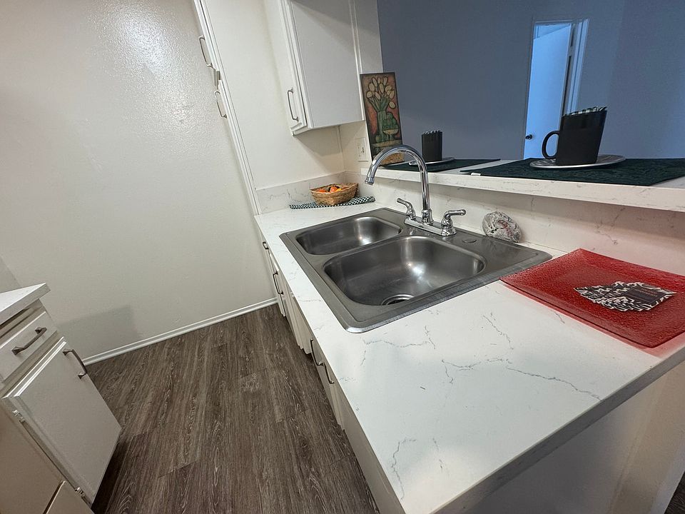 Kitchen Sink