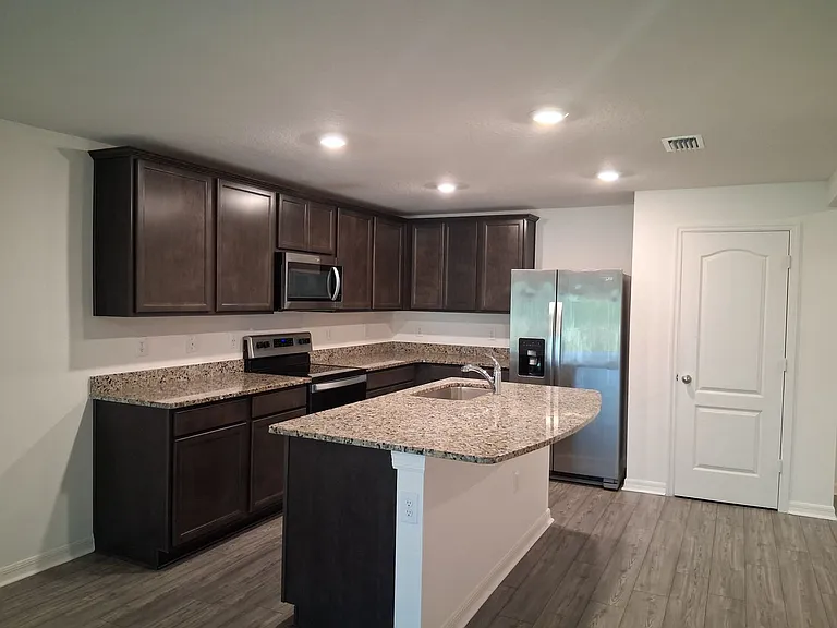 8871 Southern Charm Cir — Photo 46