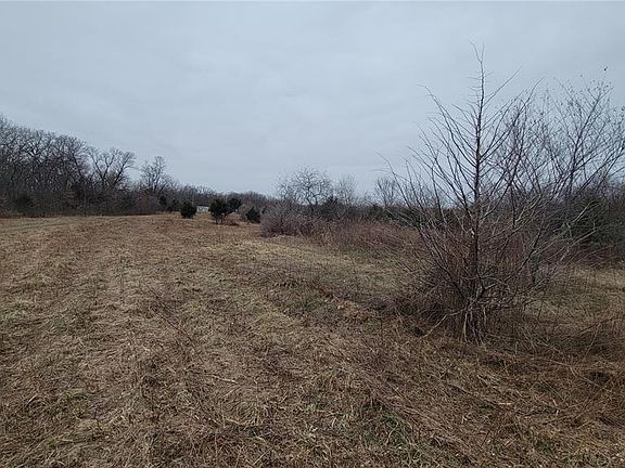 4th image of TRACT 4 Valley Farm