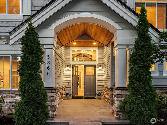 3rd image of 5866 127th Avenue NE
