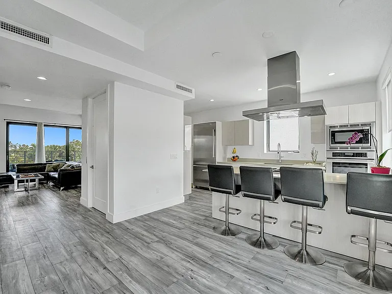 340 Balboa St — Photo 39