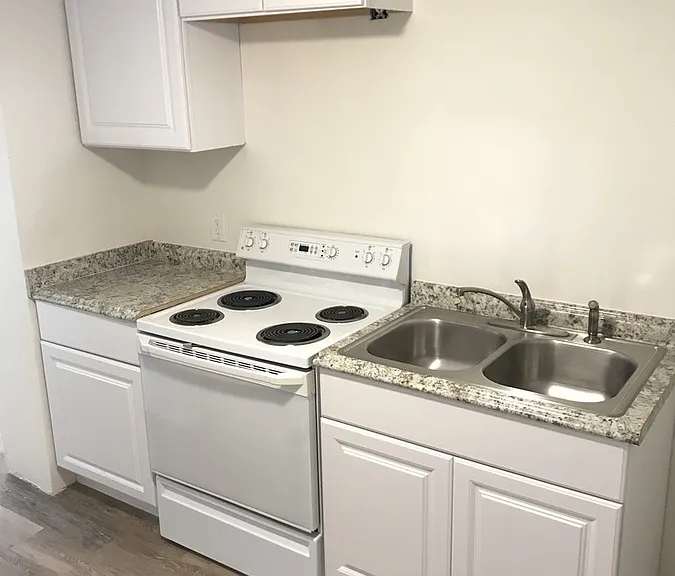 4718 N Josephine St — Photo 1