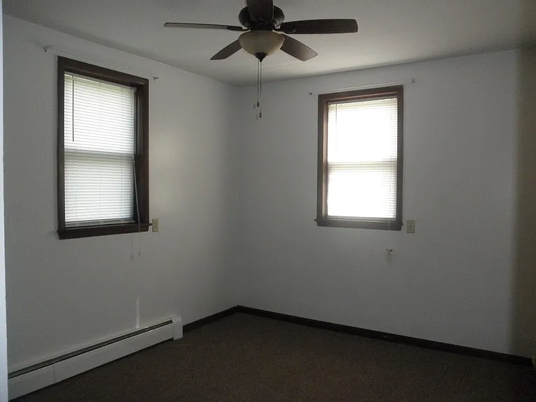 4837 NW 62nd Ave #OAK — Photo 8