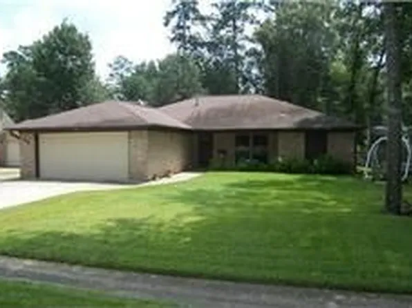58 Greentree Ln, Conroe, TX 77304