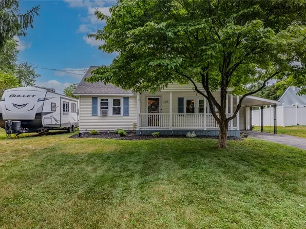 107 Williams St, North Syracuse, NY 13212