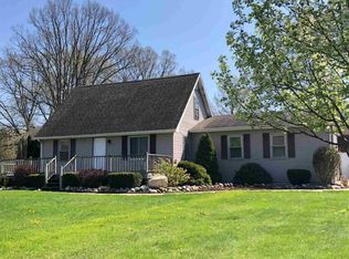 54810 Pear Rd, South Bend, IN 46628