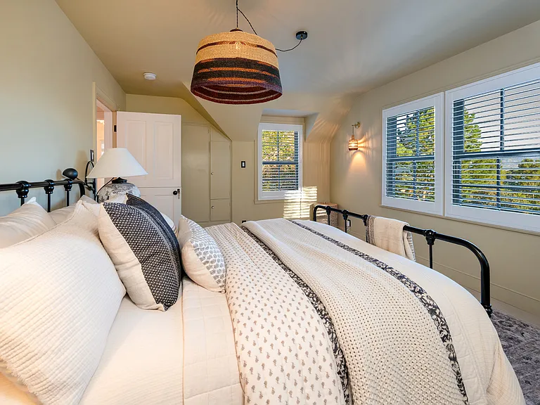 3100 Coldwater Canyon Ave — Photo 47