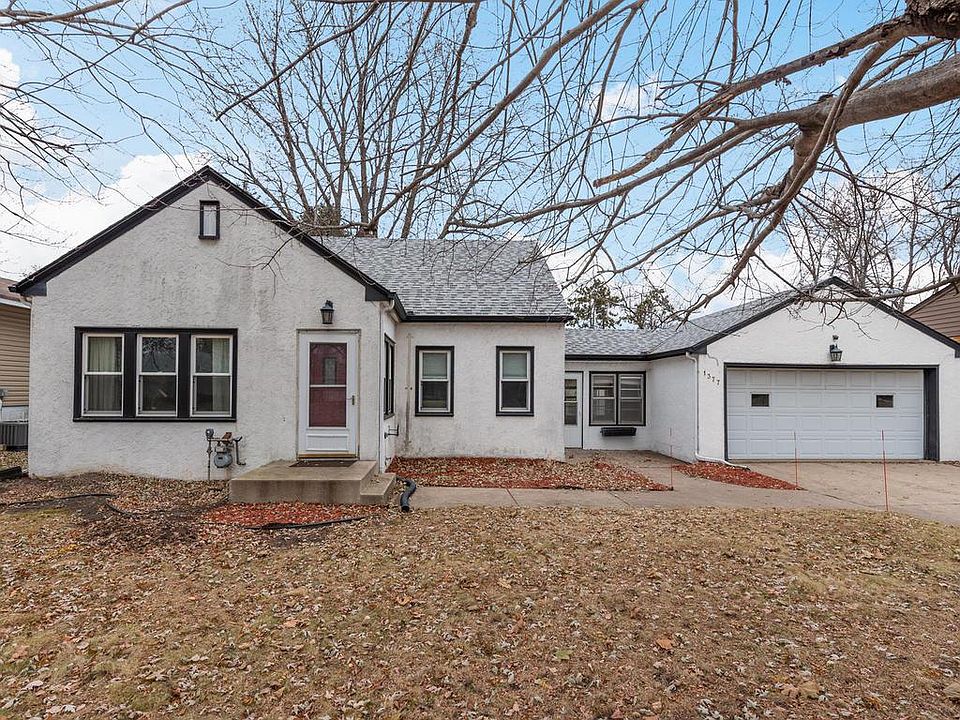 1st image of 1377 County Road B W