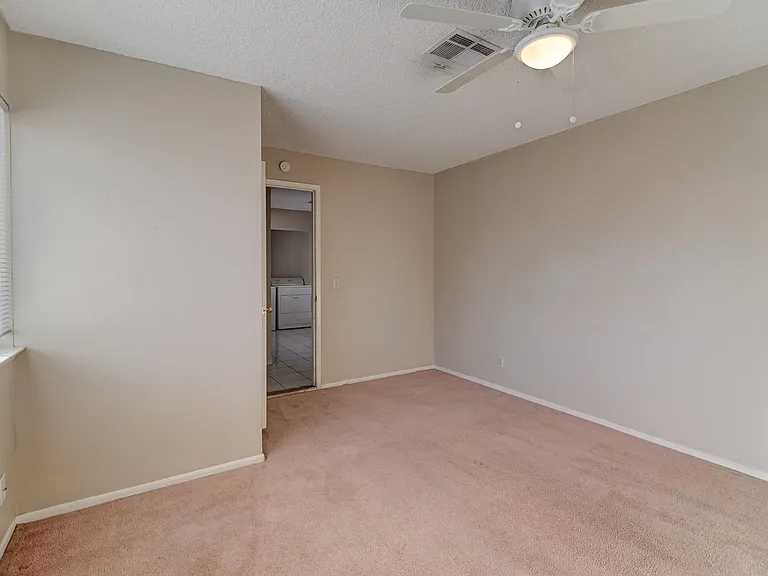 824 Hedge Way #2 — Photo 8