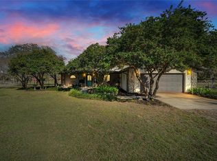 9761 McIntosh Rd, Dover, FL 33527